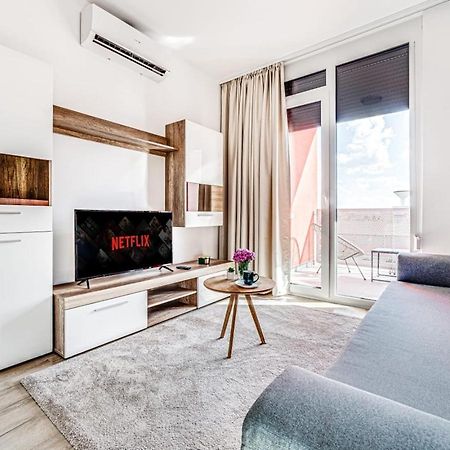 Ari Green Apartment Near Atrium Mall Arad Eksteriør bilde